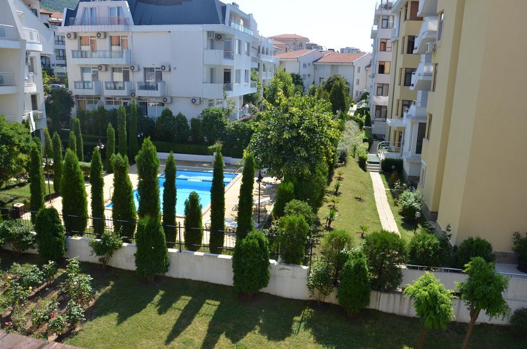 Apartments In Complex Chateau Nessebar Sveti Vlas Exterior foto