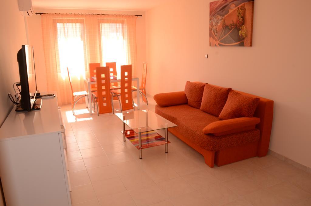 Apartments In Complex Chateau Nessebar Sveti Vlas Exterior foto